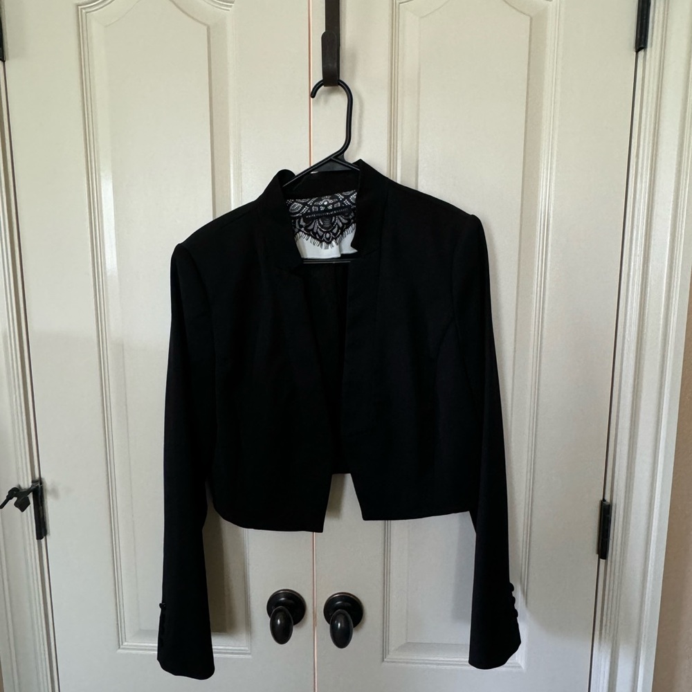 White House Black Market - Size 12 Dressy - Black Crop Jacket